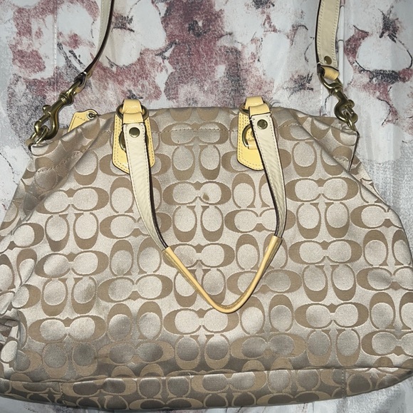 Coach Carryall Ashley Signature Sateen - Picture 2 of 5